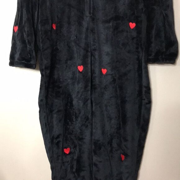 VS PINK Teddy One piece pjs Black w/Red Hearts cozy fall limited edition warm - Picture 3 of 12